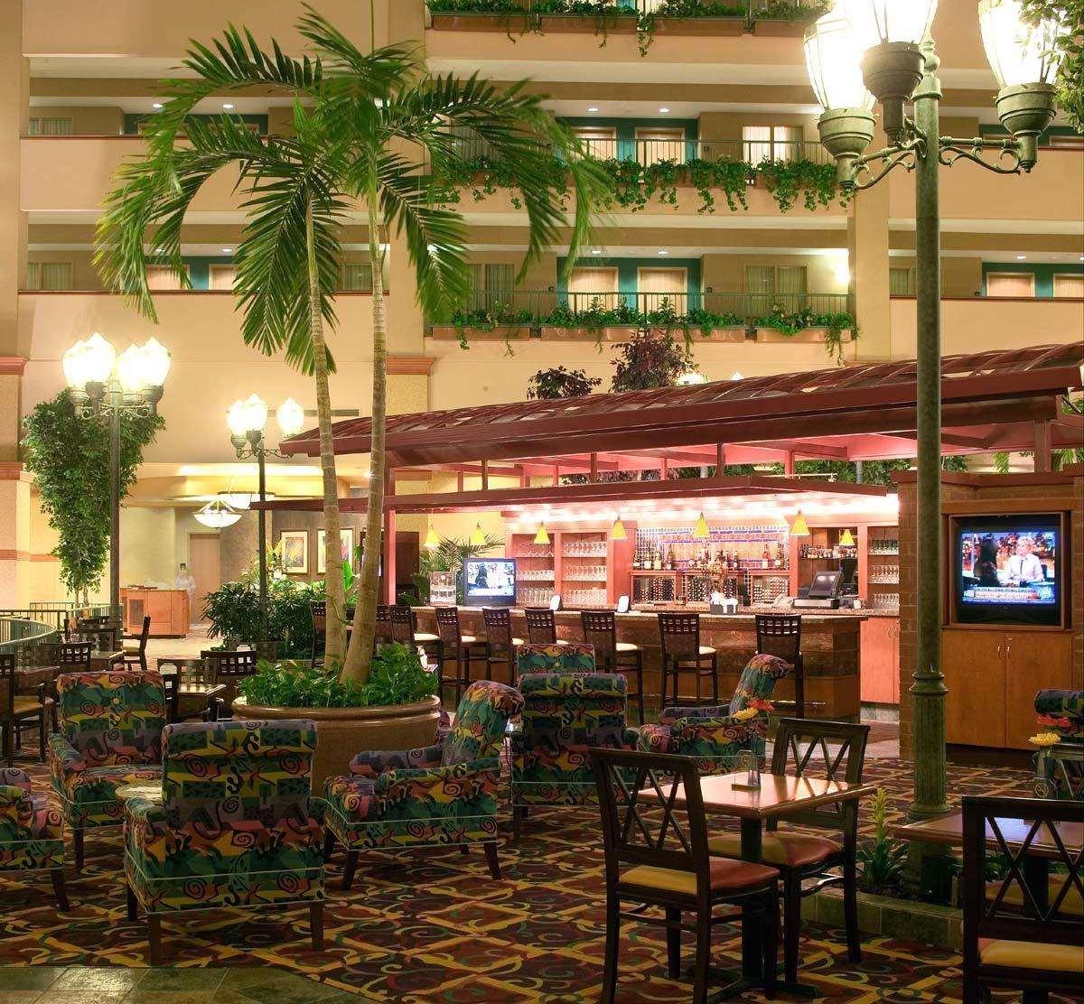 Embassy Suites North Charleston Airport Hotel Convention Ngoại thất bức ảnh