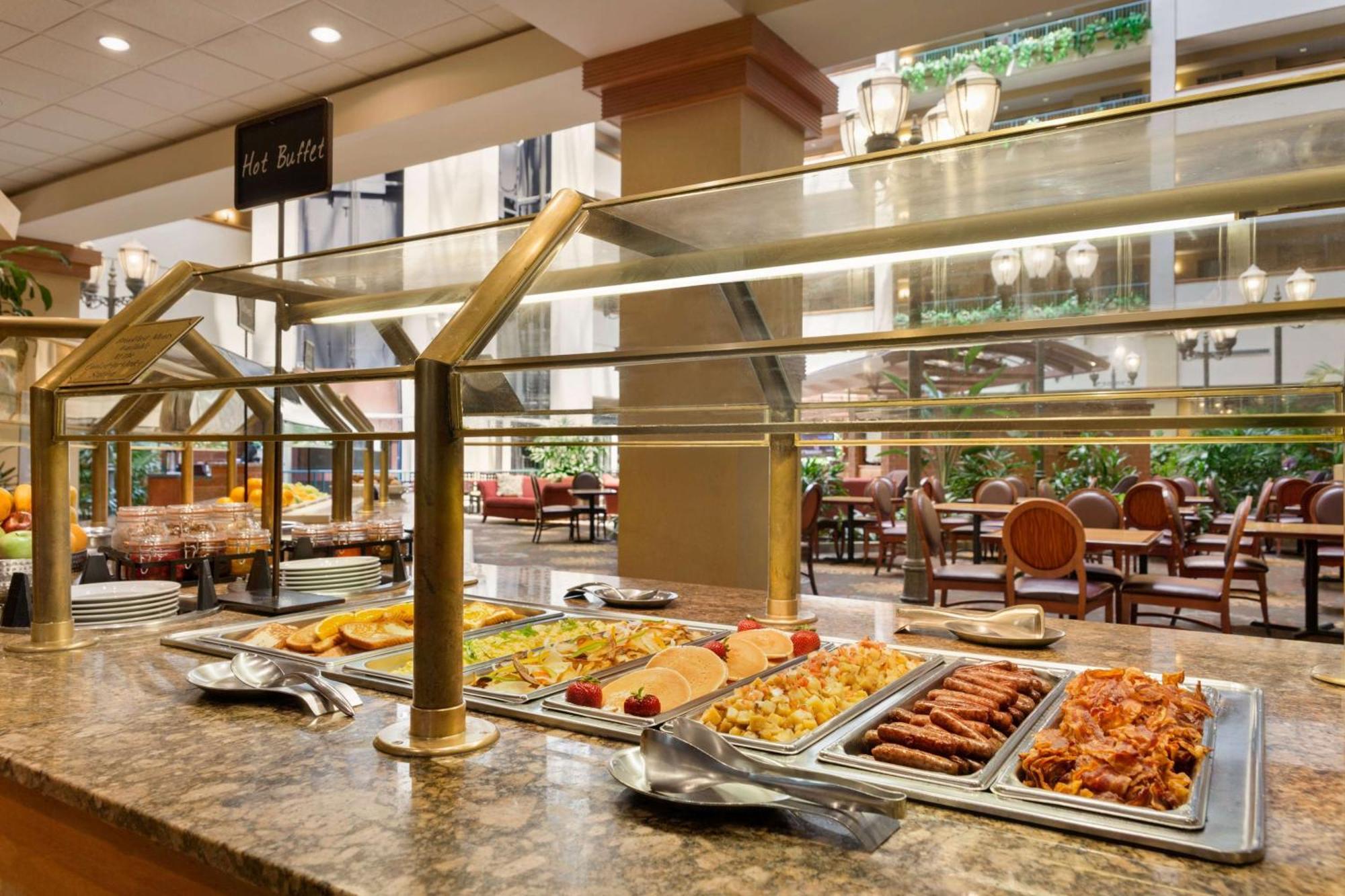 Embassy Suites North Charleston Airport Hotel Convention Ngoại thất bức ảnh
