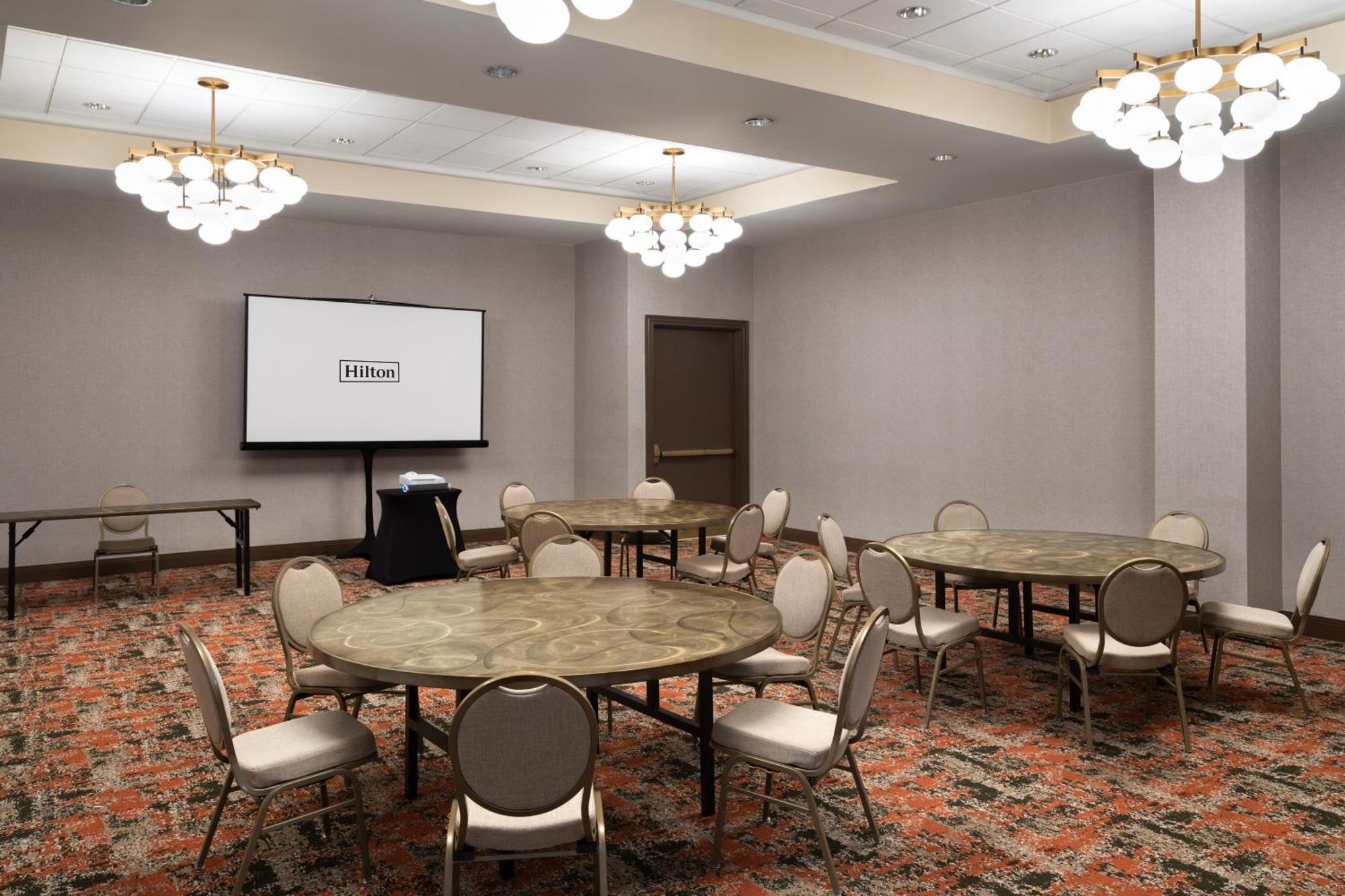 Embassy Suites North Charleston Airport Hotel Convention Ngoại thất bức ảnh