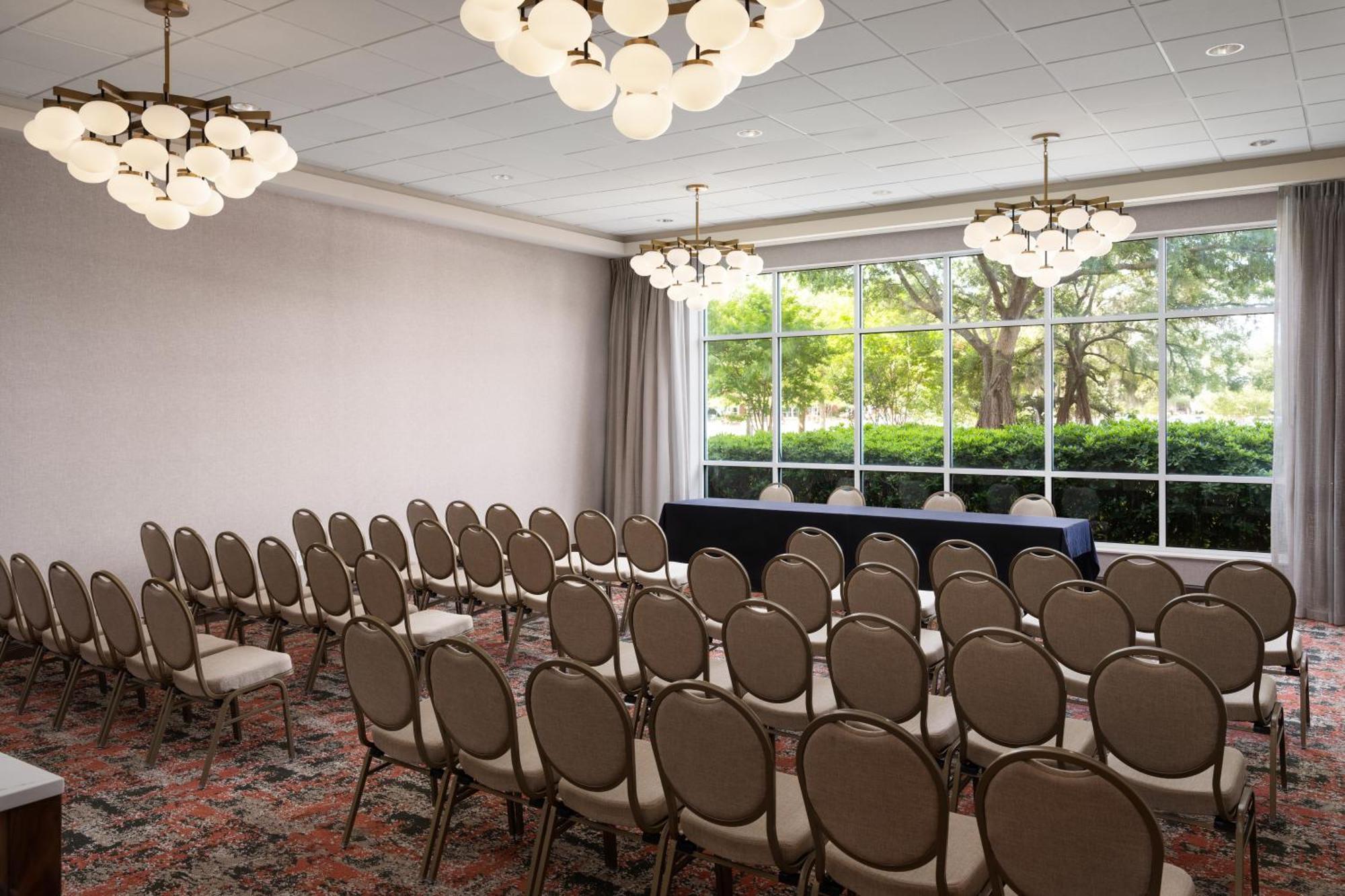 Embassy Suites North Charleston Airport Hotel Convention Ngoại thất bức ảnh